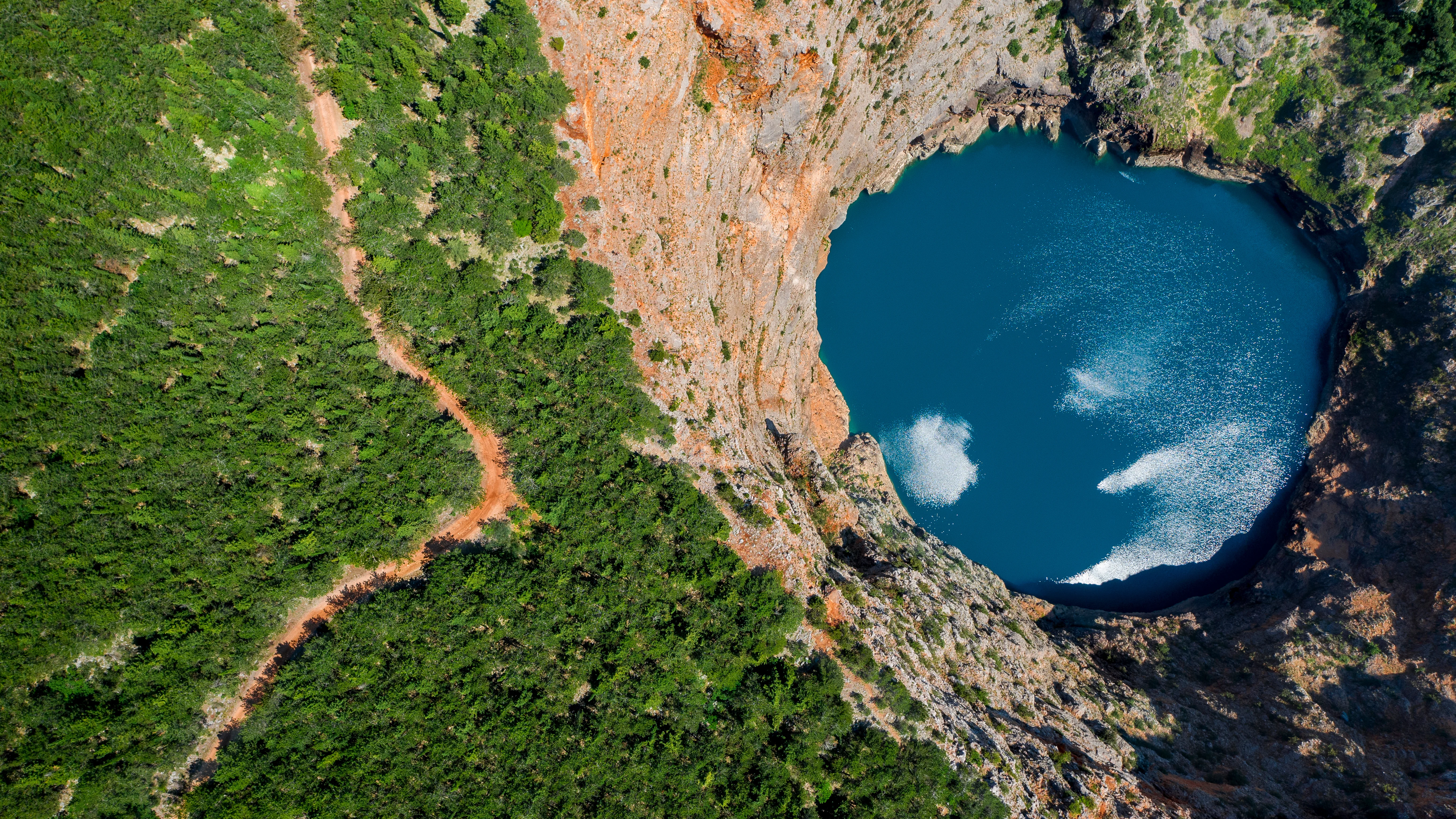 Crveno Jezero
